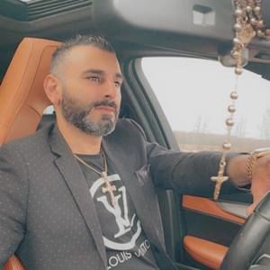 Meet your Posher, Jason